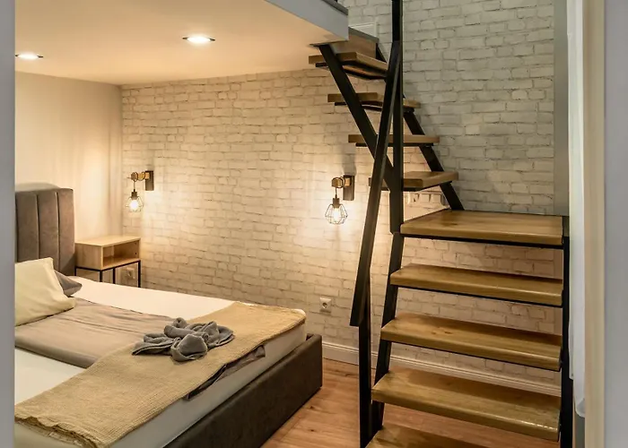 Royal Vintage Loft With 2 Bathrooms