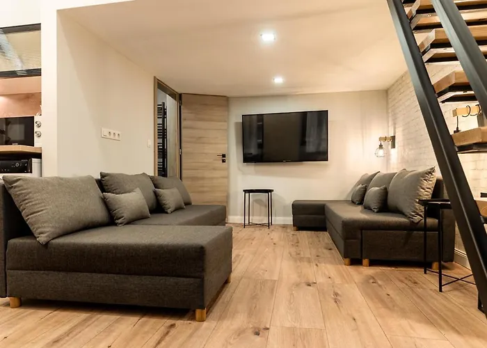 Royal Vintage Loft With 2 Bathrooms דירה בודפשט